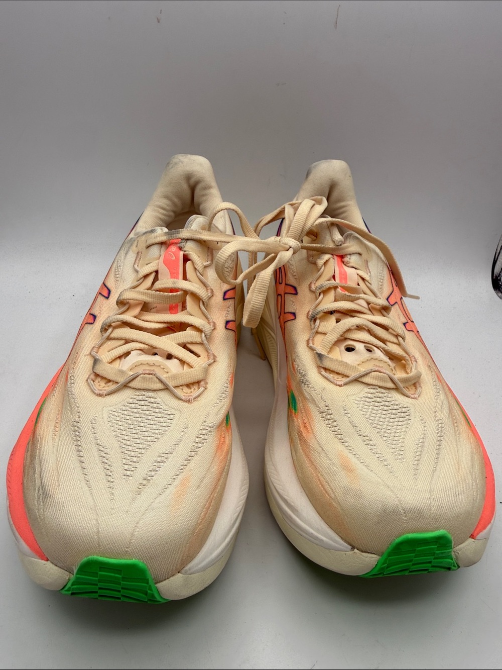 Asics Super Blast 3 men’s 7 approx women’s  8.5 - Peach/ Coral and Rainbow S1 - Picture 2 of 6